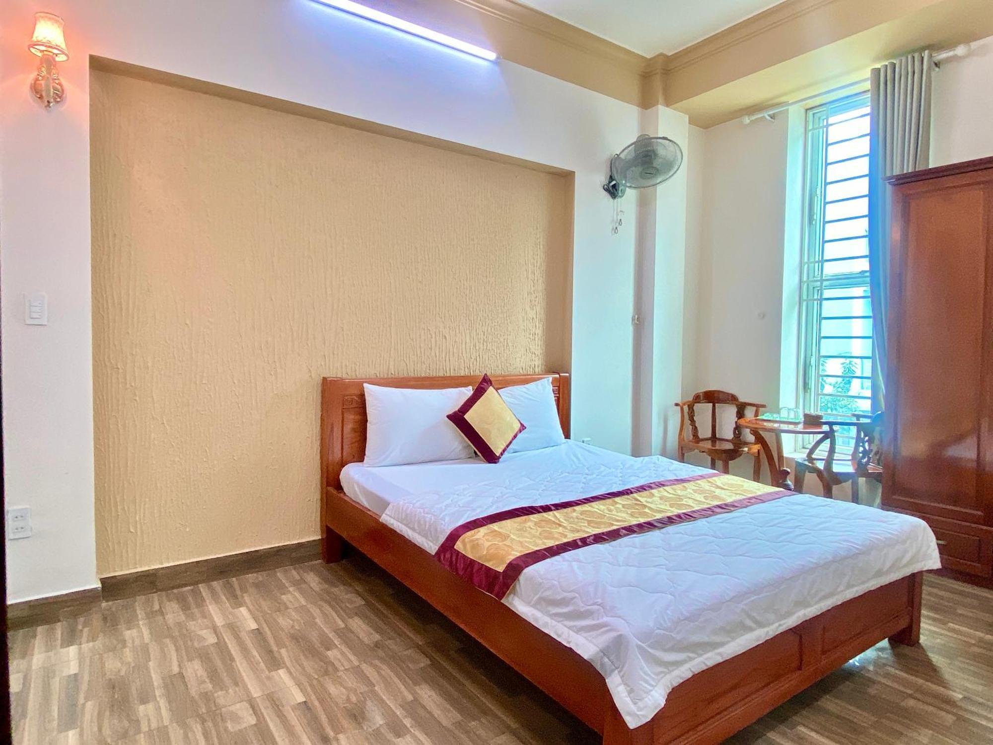 Hotel Duc Phuc *