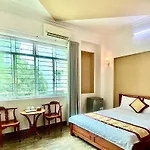 Duc Phuc Hotel